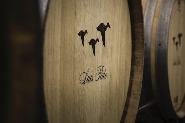 a close up of a barrel